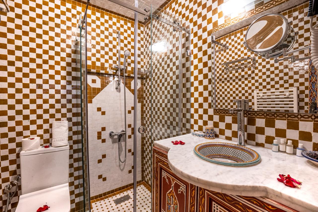 WhatsApp Image 2025-10-15 at 19.38.14 (3)